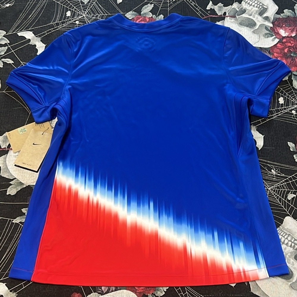 NWT 2024 NIKE DRI-FIT TEAM USA WOMENS SOCCER FUTBOL JERSEY SIZE MEDIUM - Picture 8 of 8